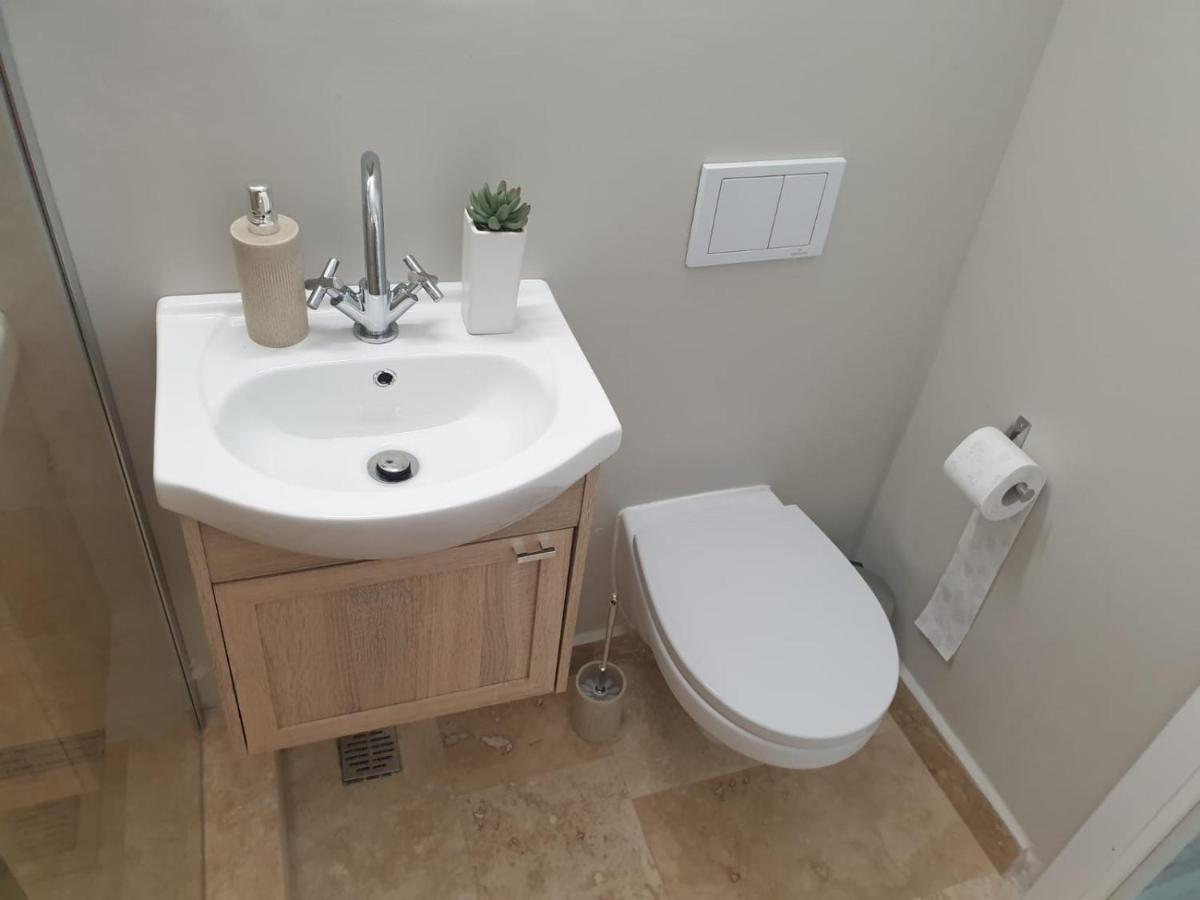 Apartament Aleea Macilor Daire Köstence Dış mekan fotoğraf